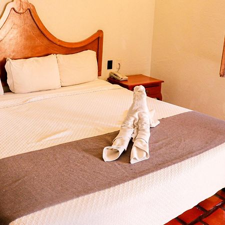 גואדלחארה Hotel Frances מראה חיצוני תמונה
