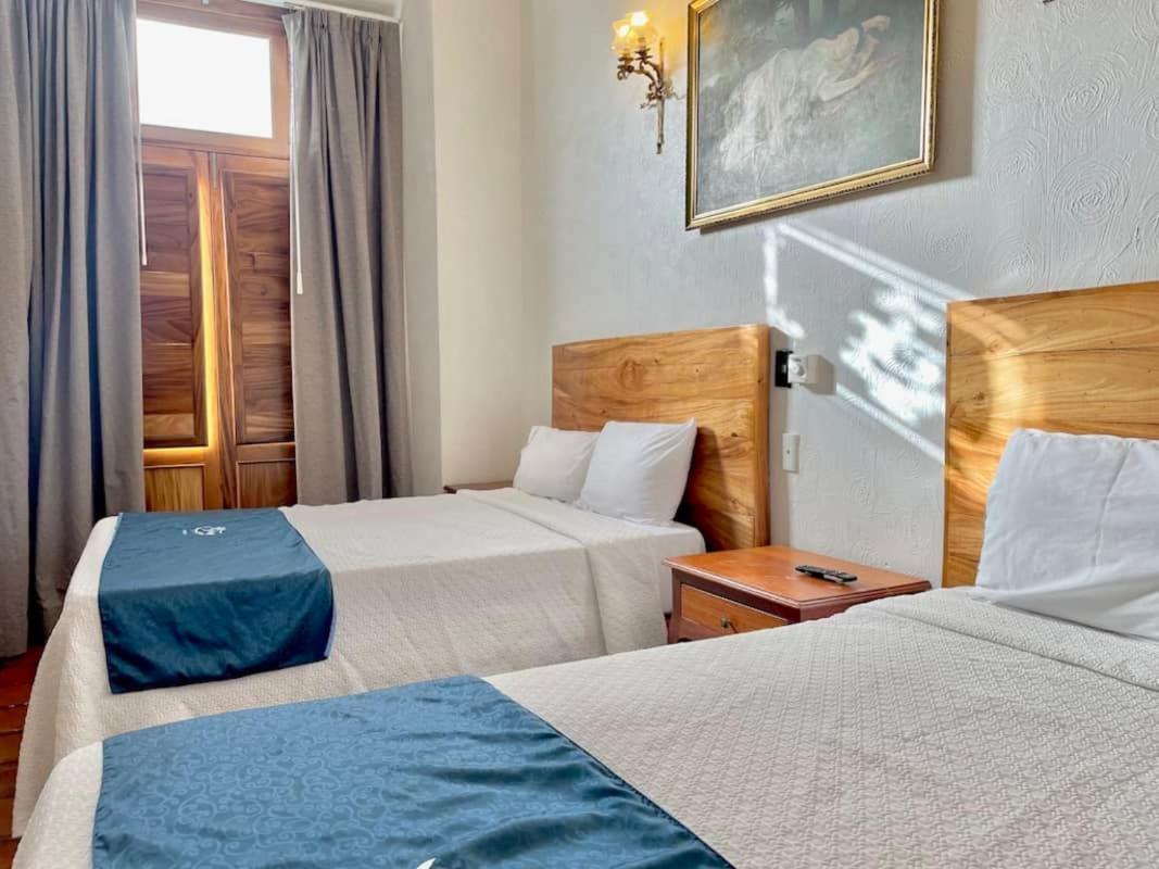 גואדלחארה Hotel Frances מראה חיצוני תמונה