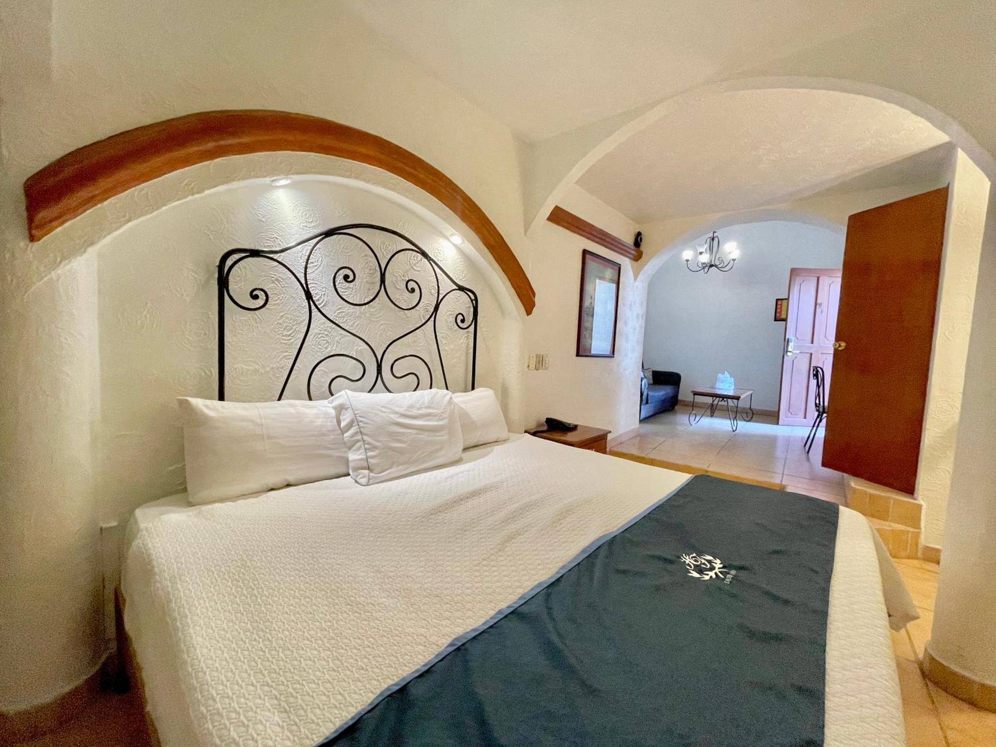 גואדלחארה Hotel Frances מראה חיצוני תמונה