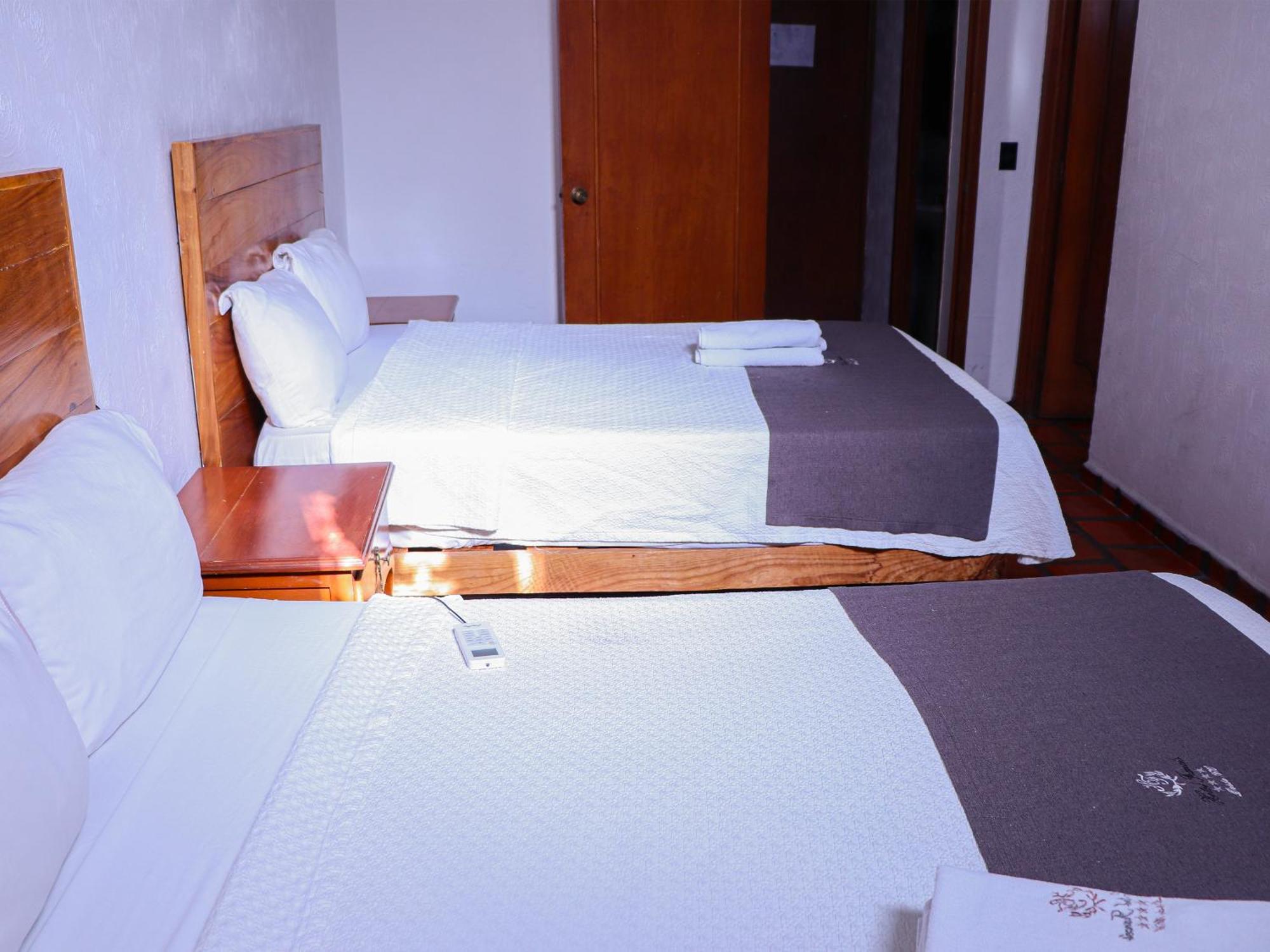 גואדלחארה Hotel Frances מראה חיצוני תמונה