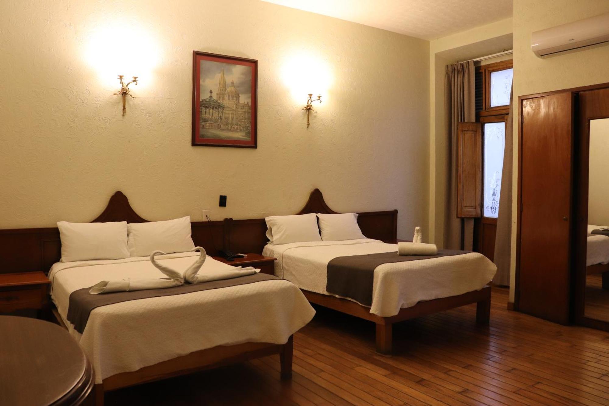 גואדלחארה Hotel Frances מראה חיצוני תמונה