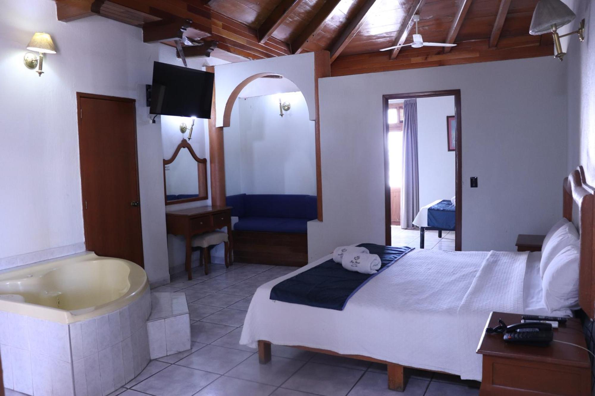 גואדלחארה Hotel Frances מראה חיצוני תמונה