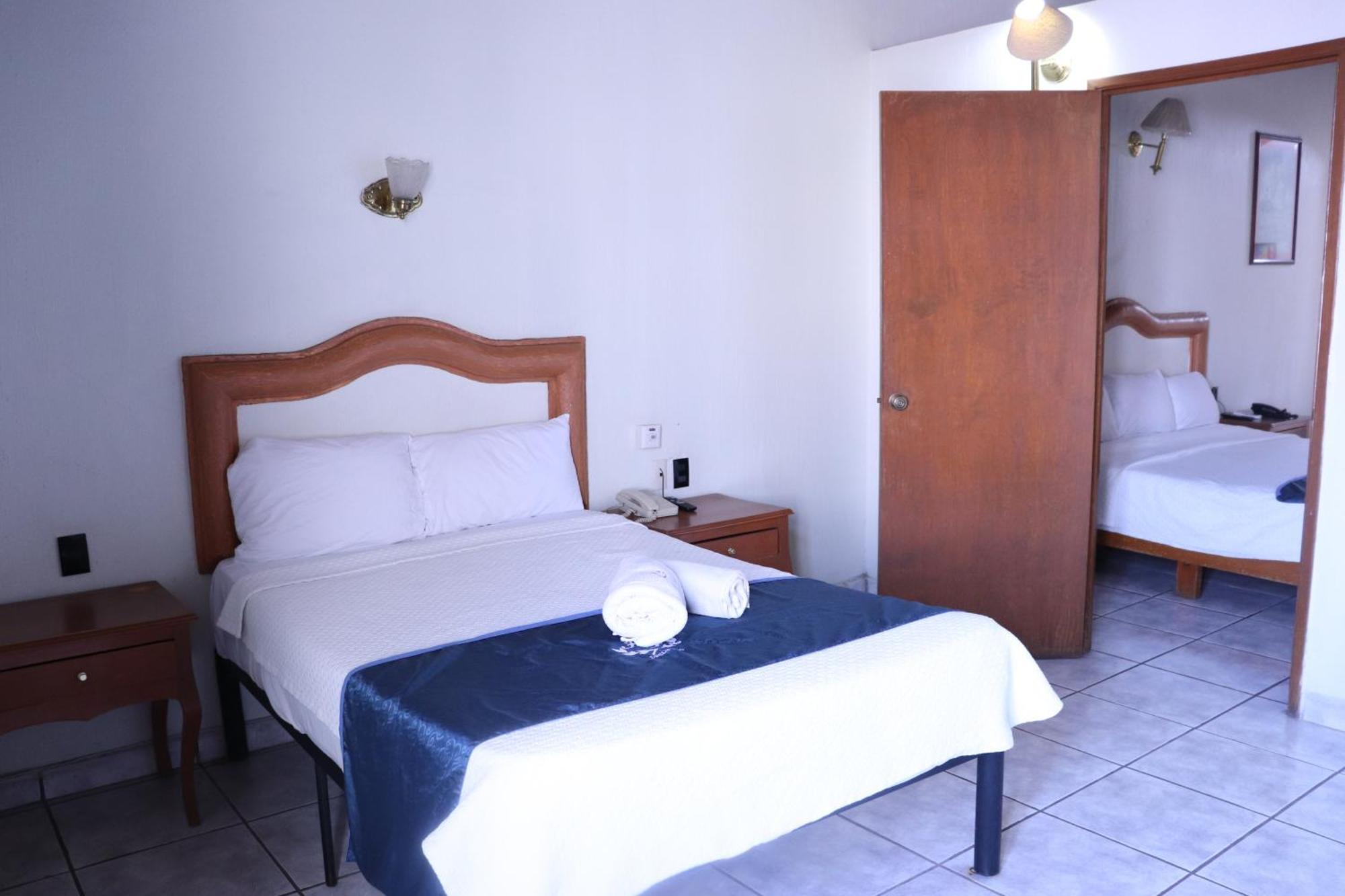גואדלחארה Hotel Frances מראה חיצוני תמונה