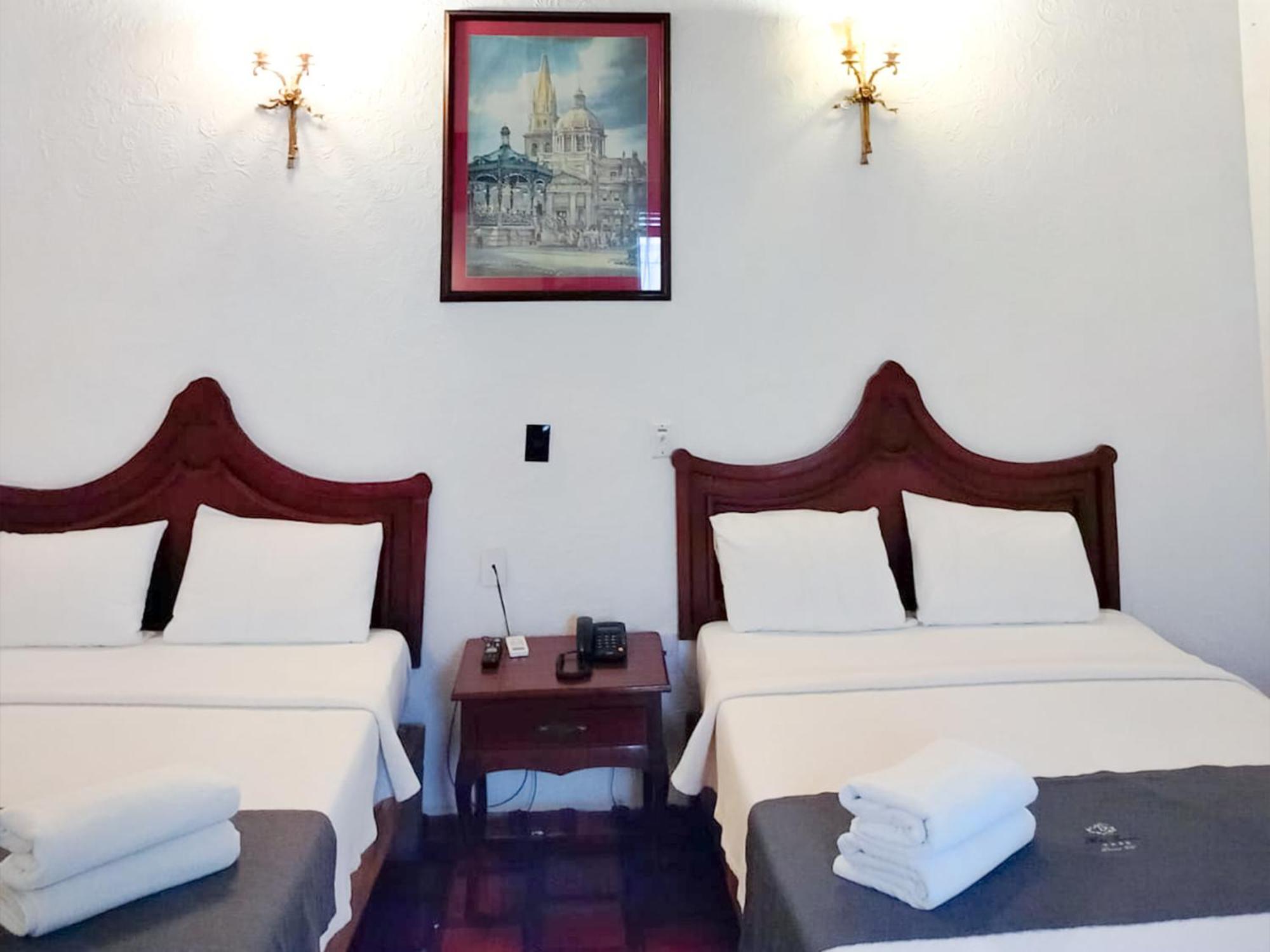 גואדלחארה Hotel Frances מראה חיצוני תמונה
